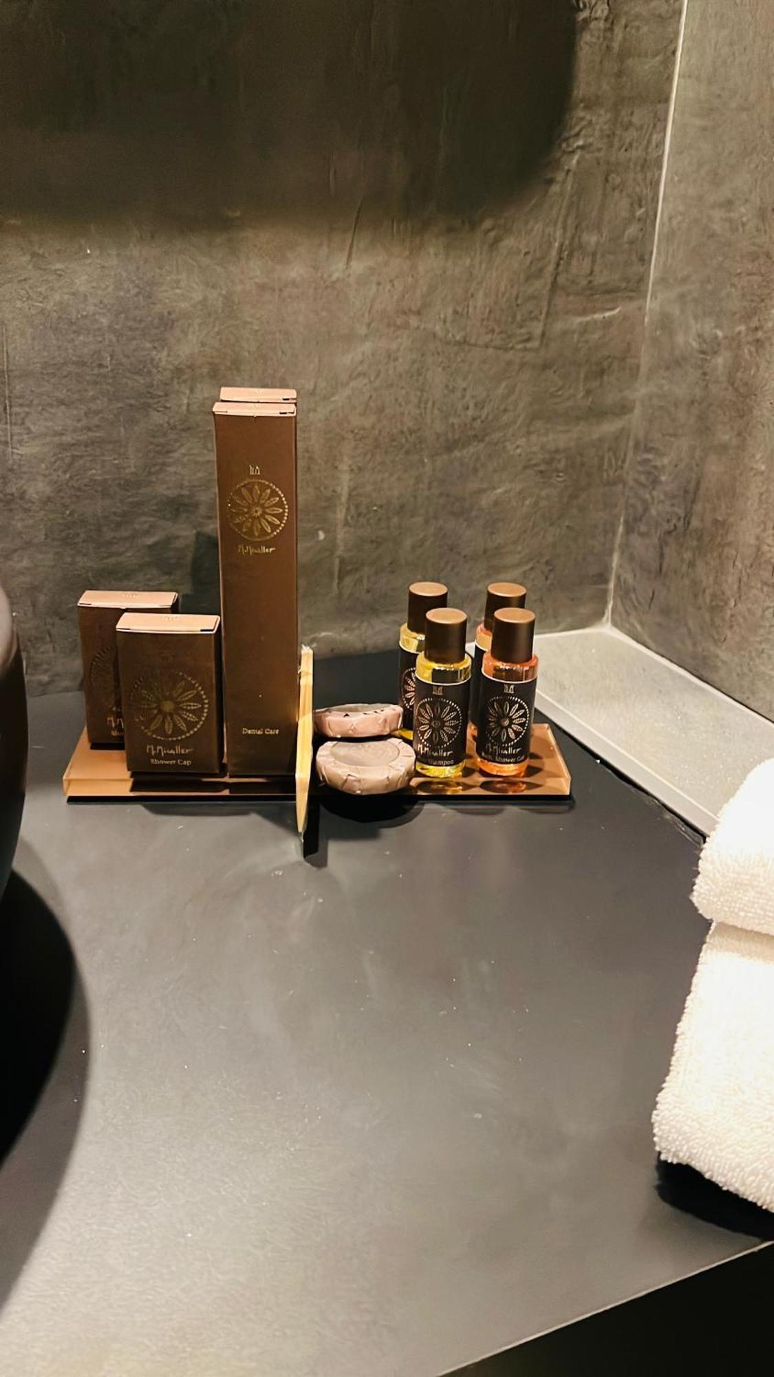Gold Suite&Spa Palermo Exterior foto